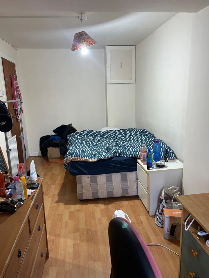 Room Smith Street in Greater London