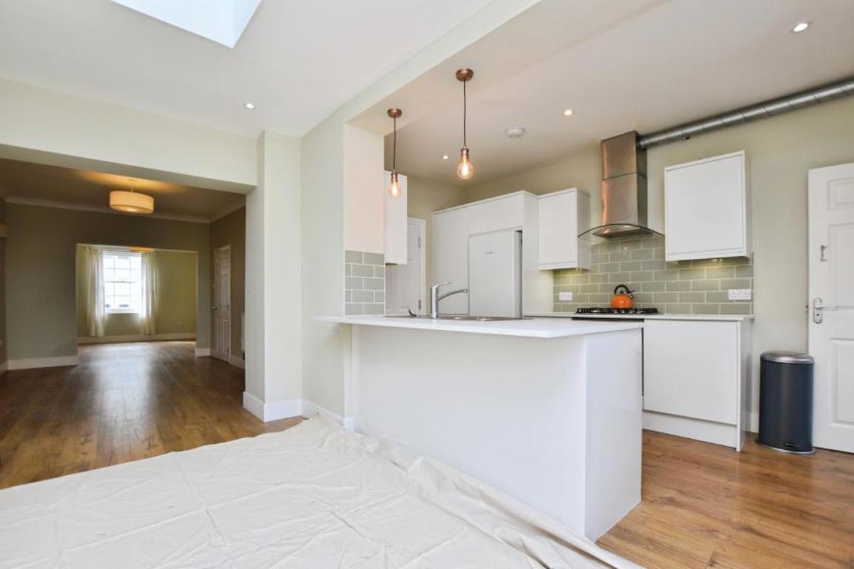 House Southville Place in Bristol