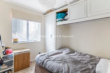 Flat Caledonian Road in Greater London