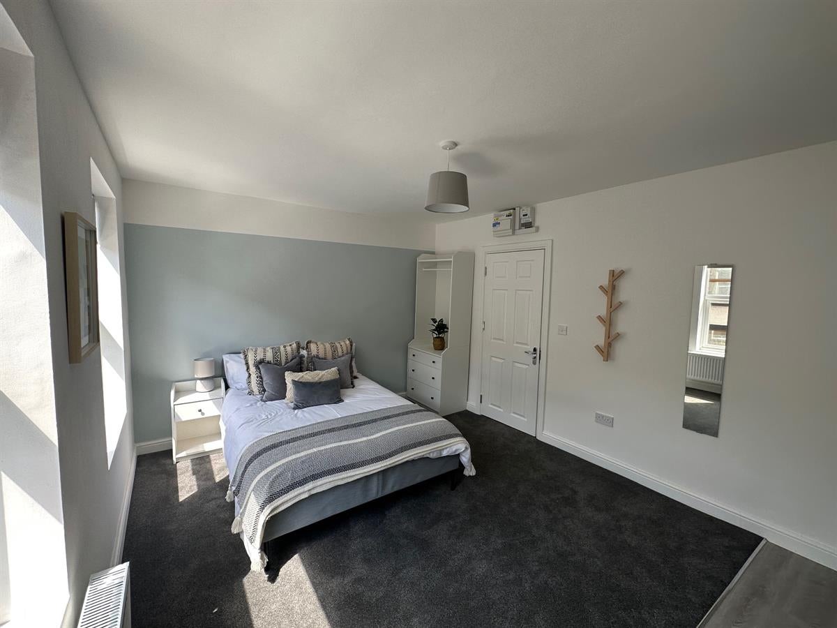 Flat Prebend Street in Bedford