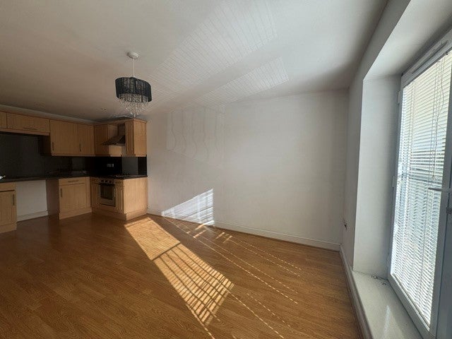 Flat Grasmere Street in Leigh