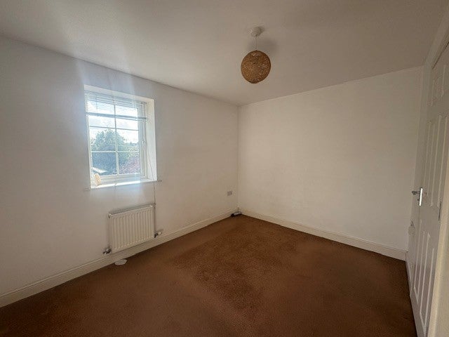 Flat Grasmere Street in Leigh