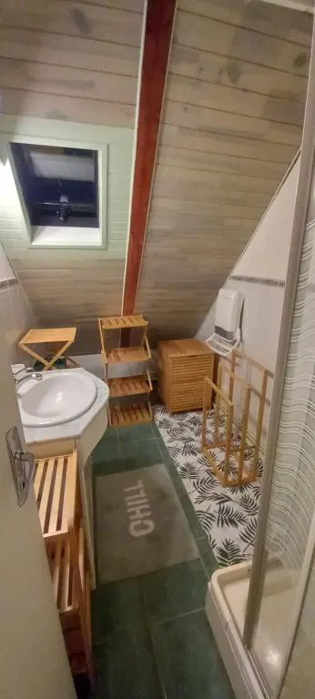 Room Rue des Bessougnières in Sainte-Eulalie
