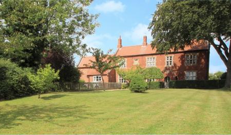 House High Road in South Kesteven
