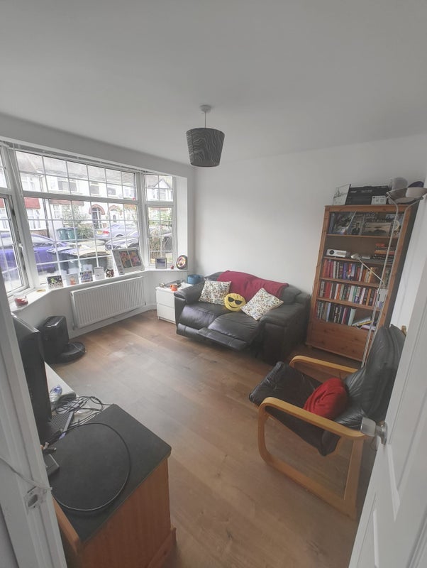 Room Wrigsham Street in Coventry