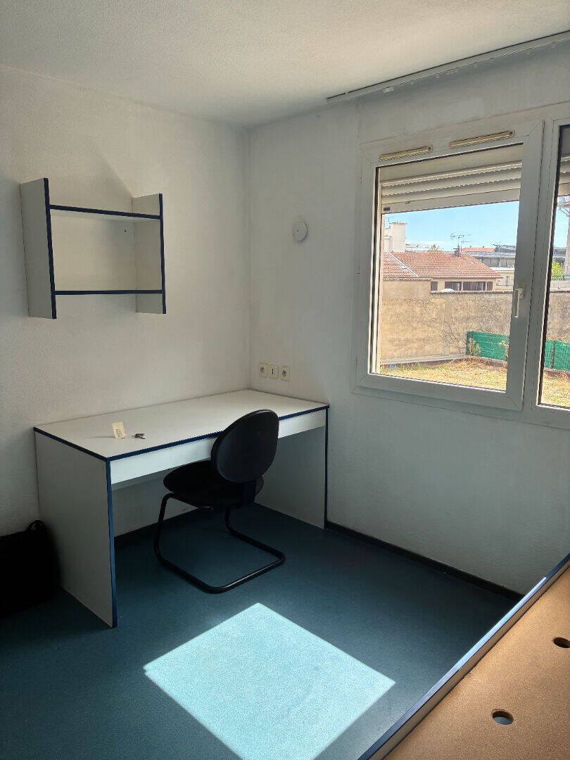 Chambre Avenue Roger Salengro à Villeurbanne