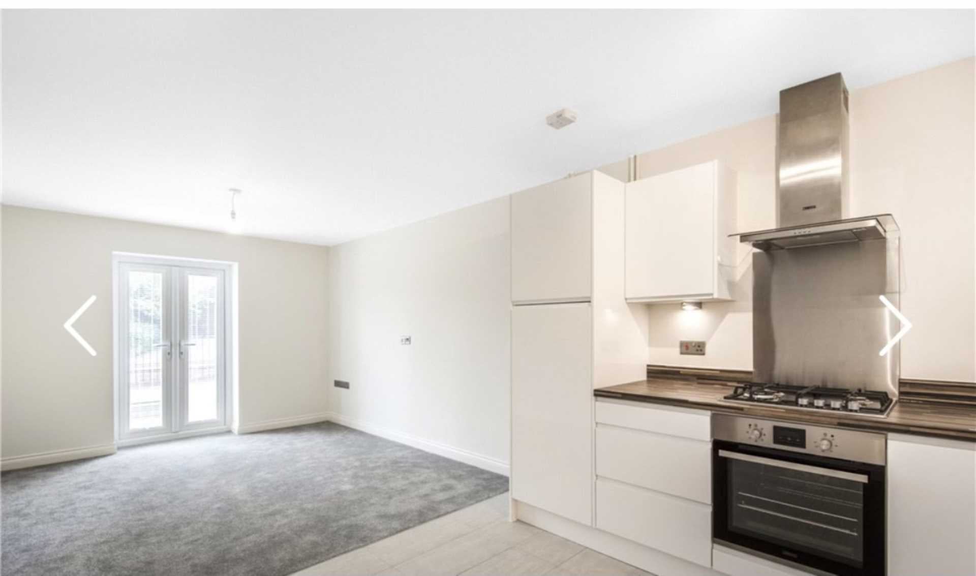 Flat Westbury Lane in Newport Pagnell