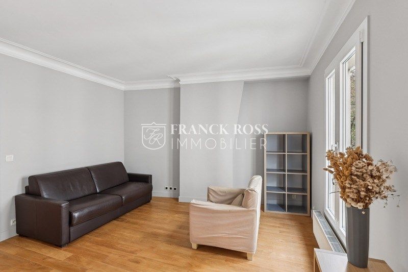 Appartement Rue des Feuillantines à Paris