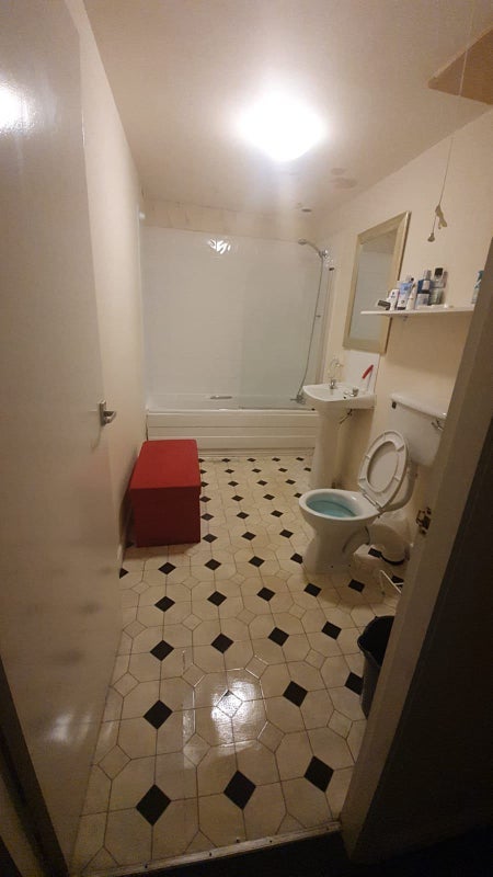 Room Infirmary Road in Sheffield