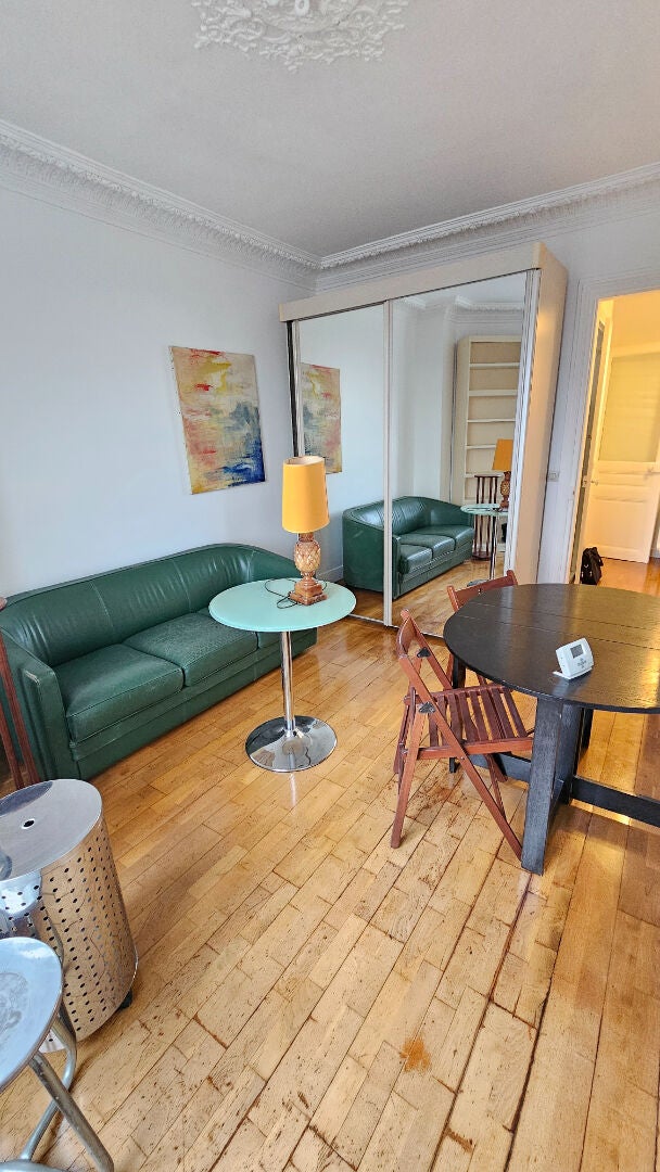 Appartement Allée d'Andrézieux à Paris