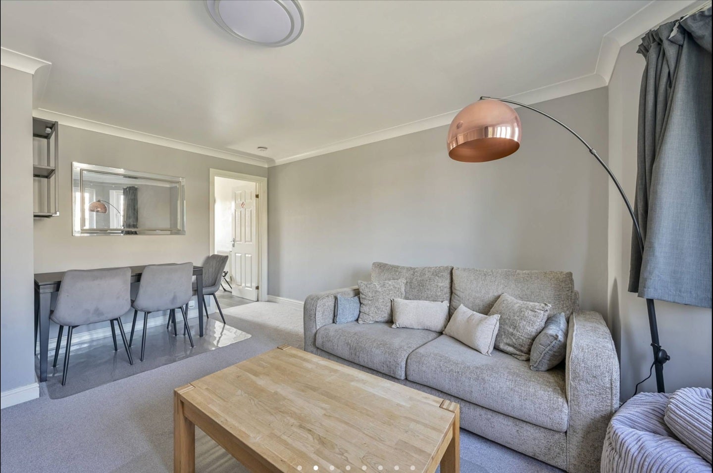 Flat Sir Cyril Black Way in Greater London