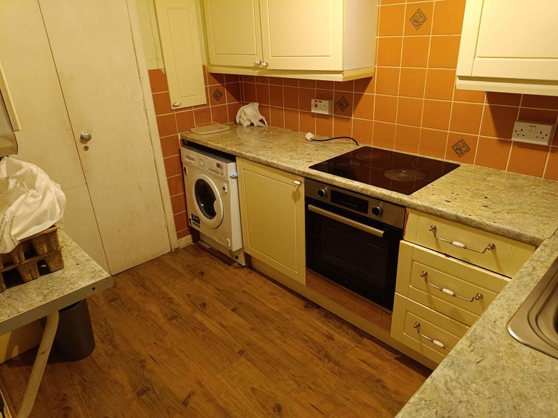 Room Pennywell Gardens in City of Edinburgh