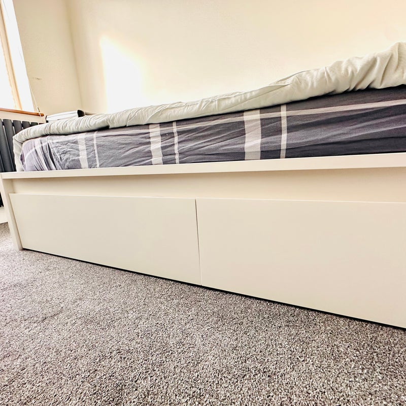 Room Queensholm Crescent in Bristol