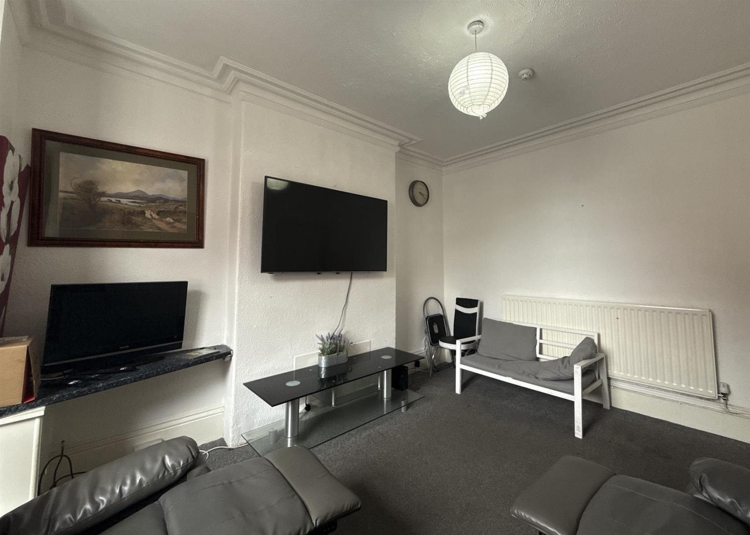 Room Sefton Road in Birmingham