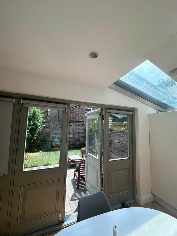 Room Clifton Avenue in Greater London