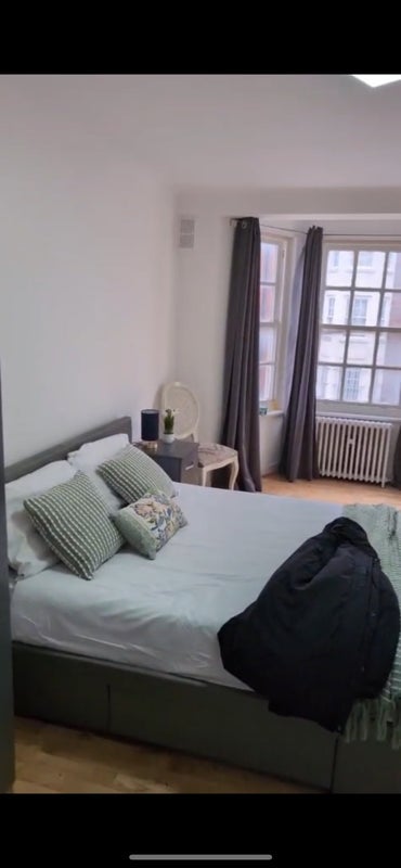 Room Park West Place in City of Westminster