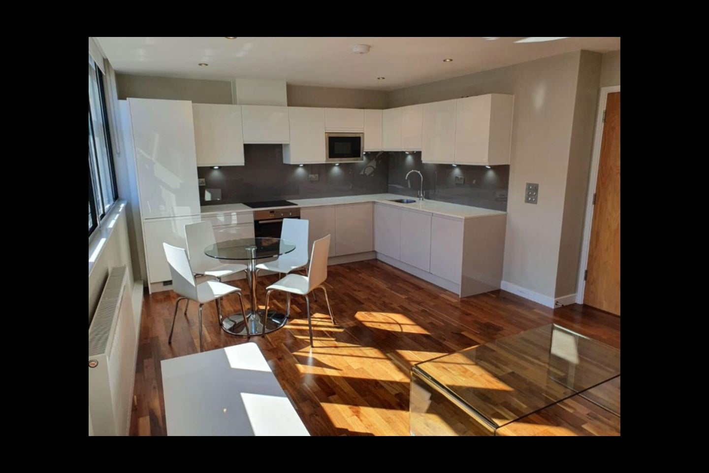 Flat Felsham Road in Greater London
