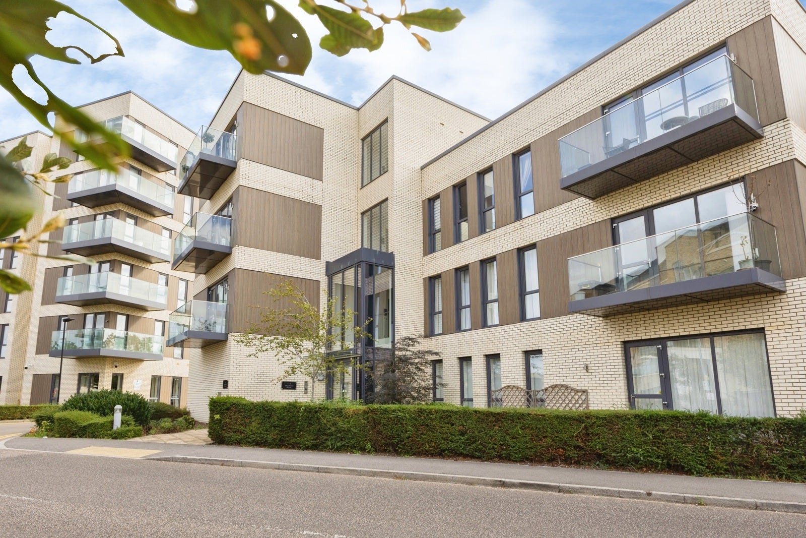 Flat Flagstaff Road in Reading