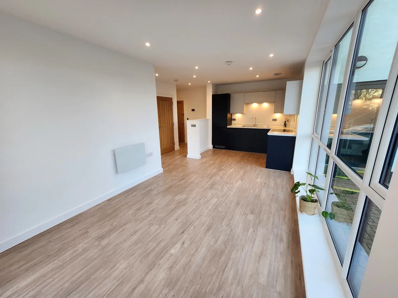 Flat Challenge Court in Mole Valley