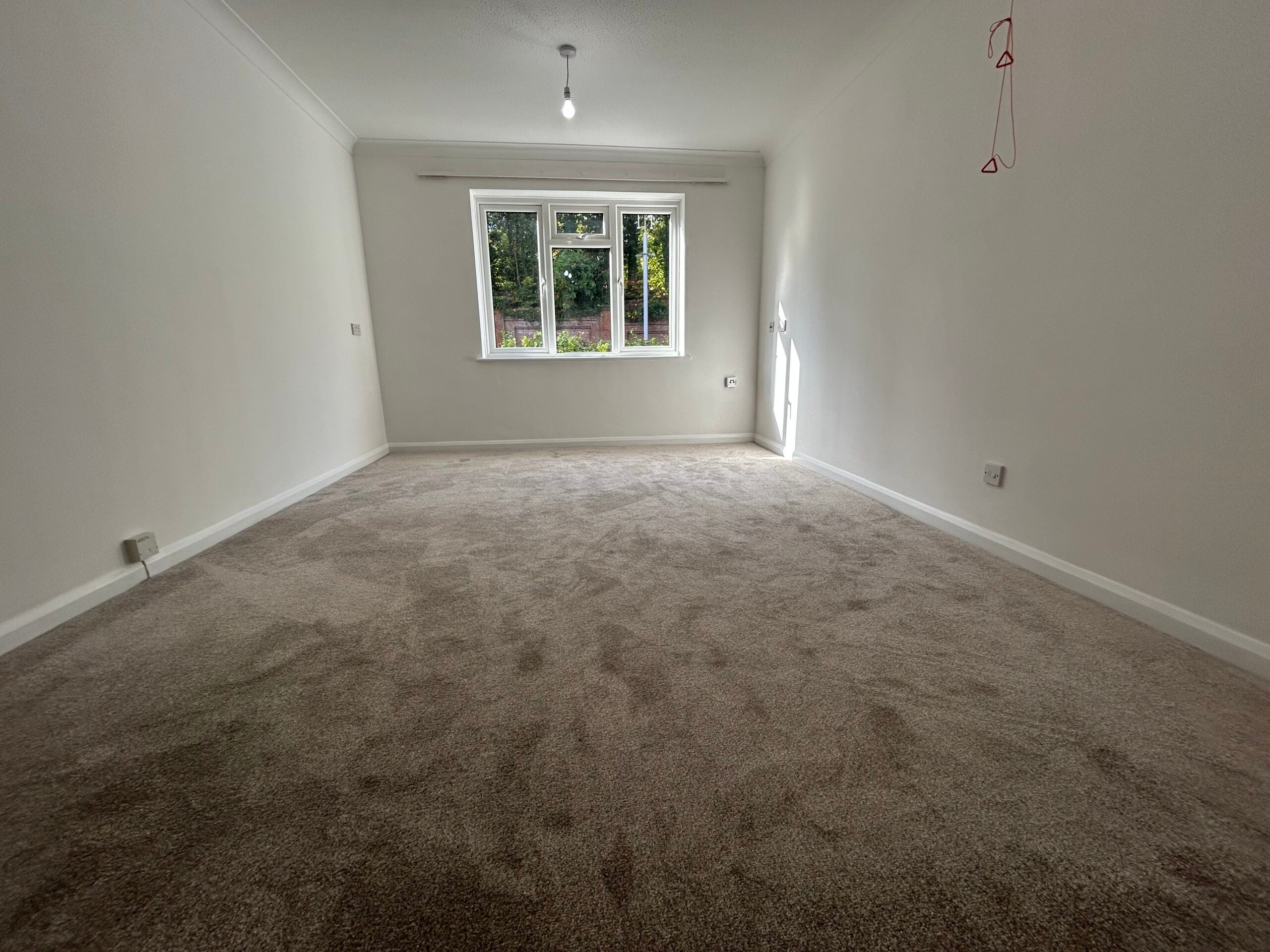 Flat Manor Road in Greater London