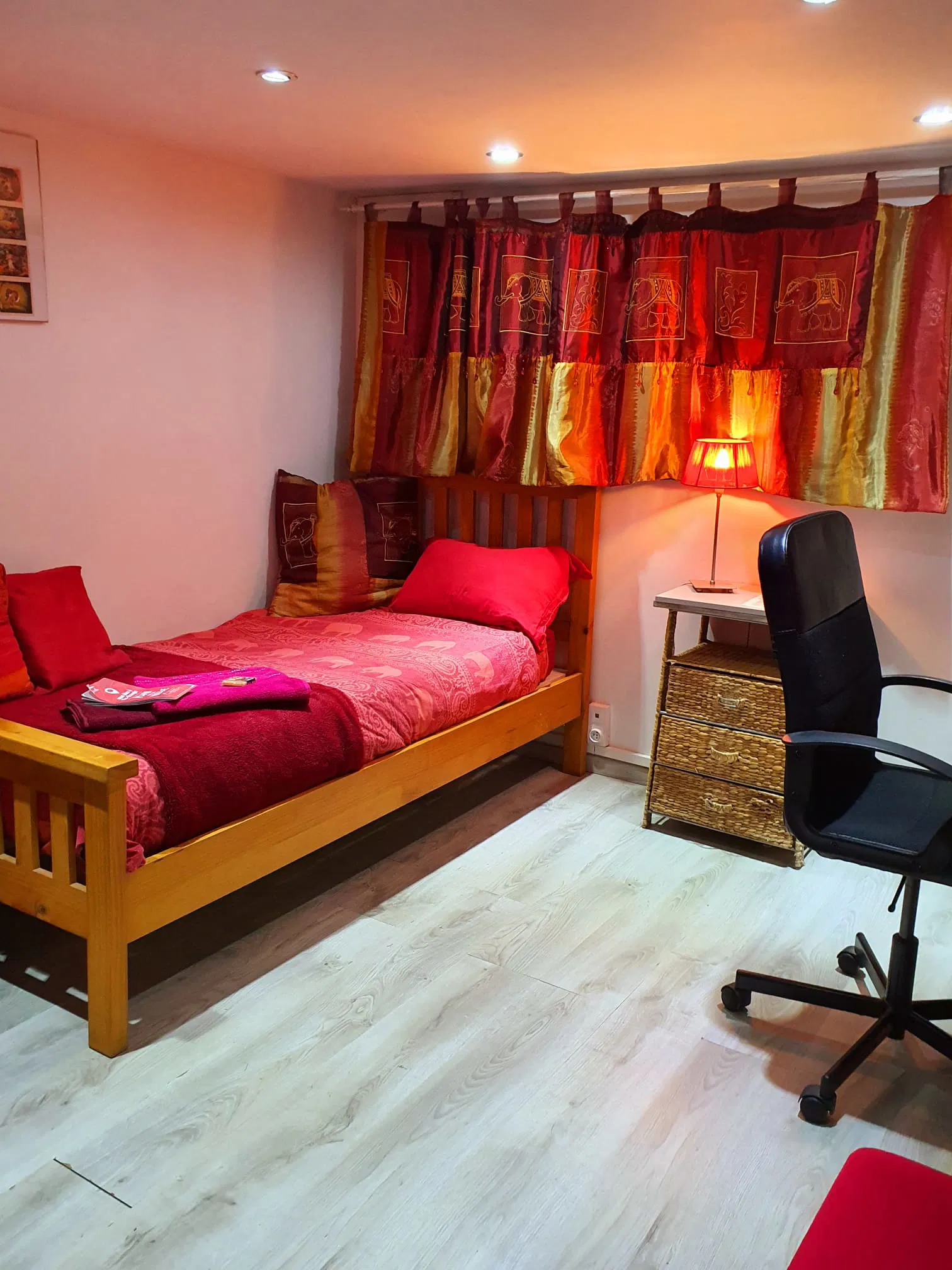 Room Chemin de Halage in Ris-Orangis