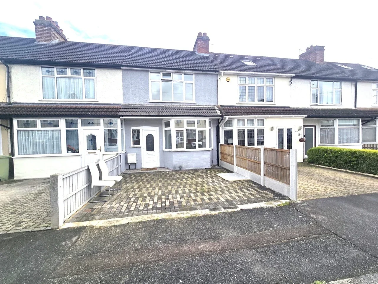 House Harwood Avenue in Greater London