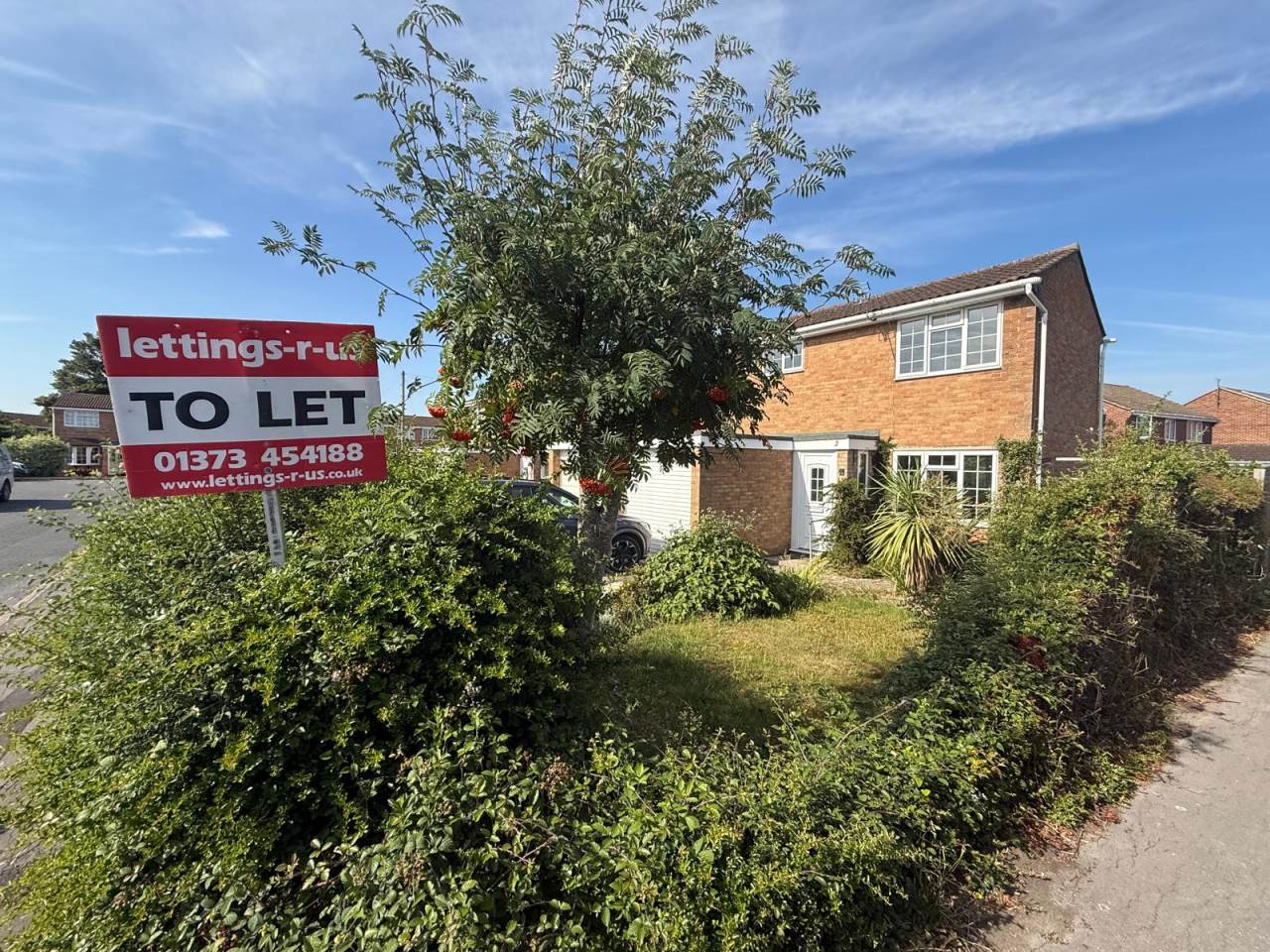 House Baydon Close in Trowbridge