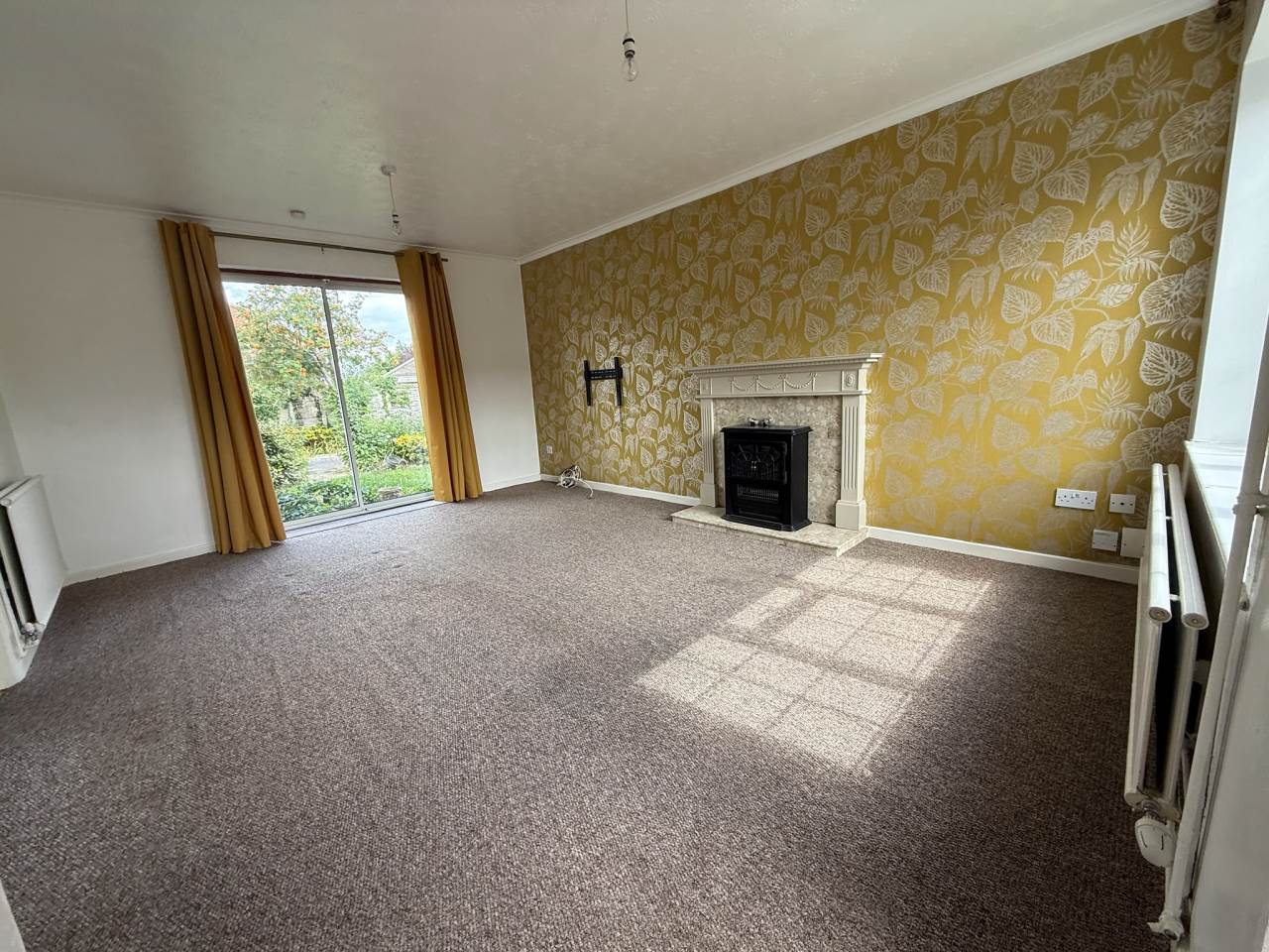 House Baydon Close in Trowbridge