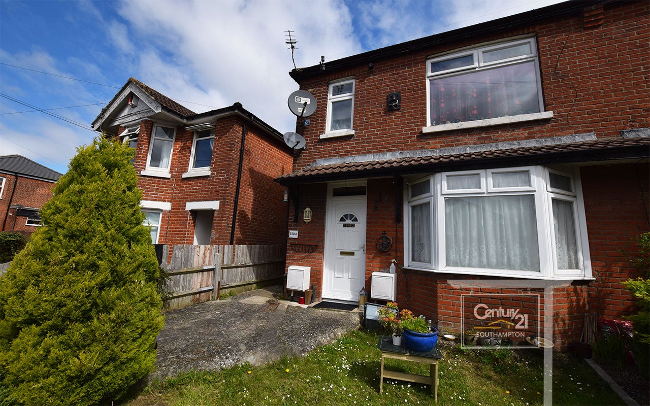 Flat Broadlands Road in Southampton