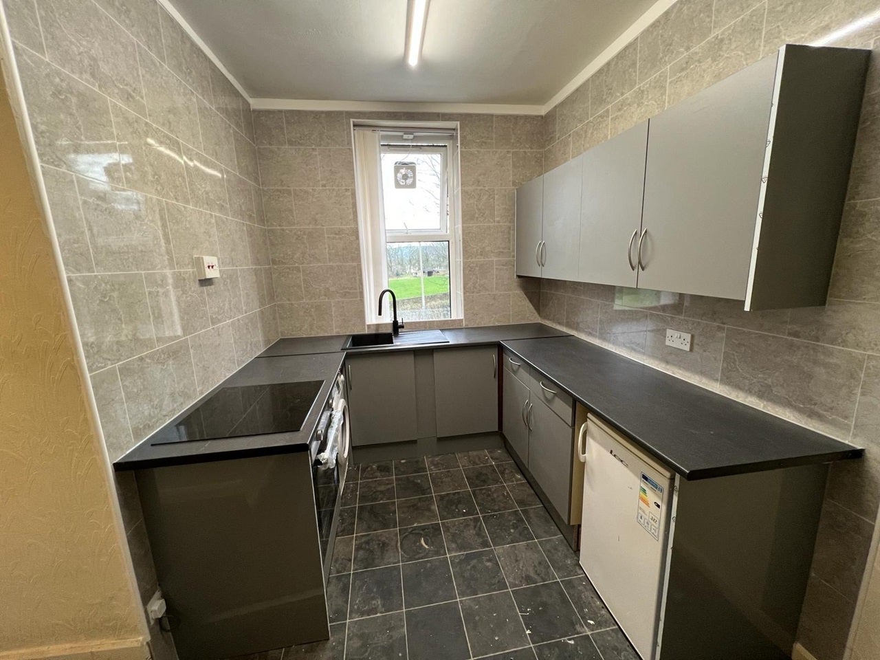 Flat Greenbank Road in Bradford