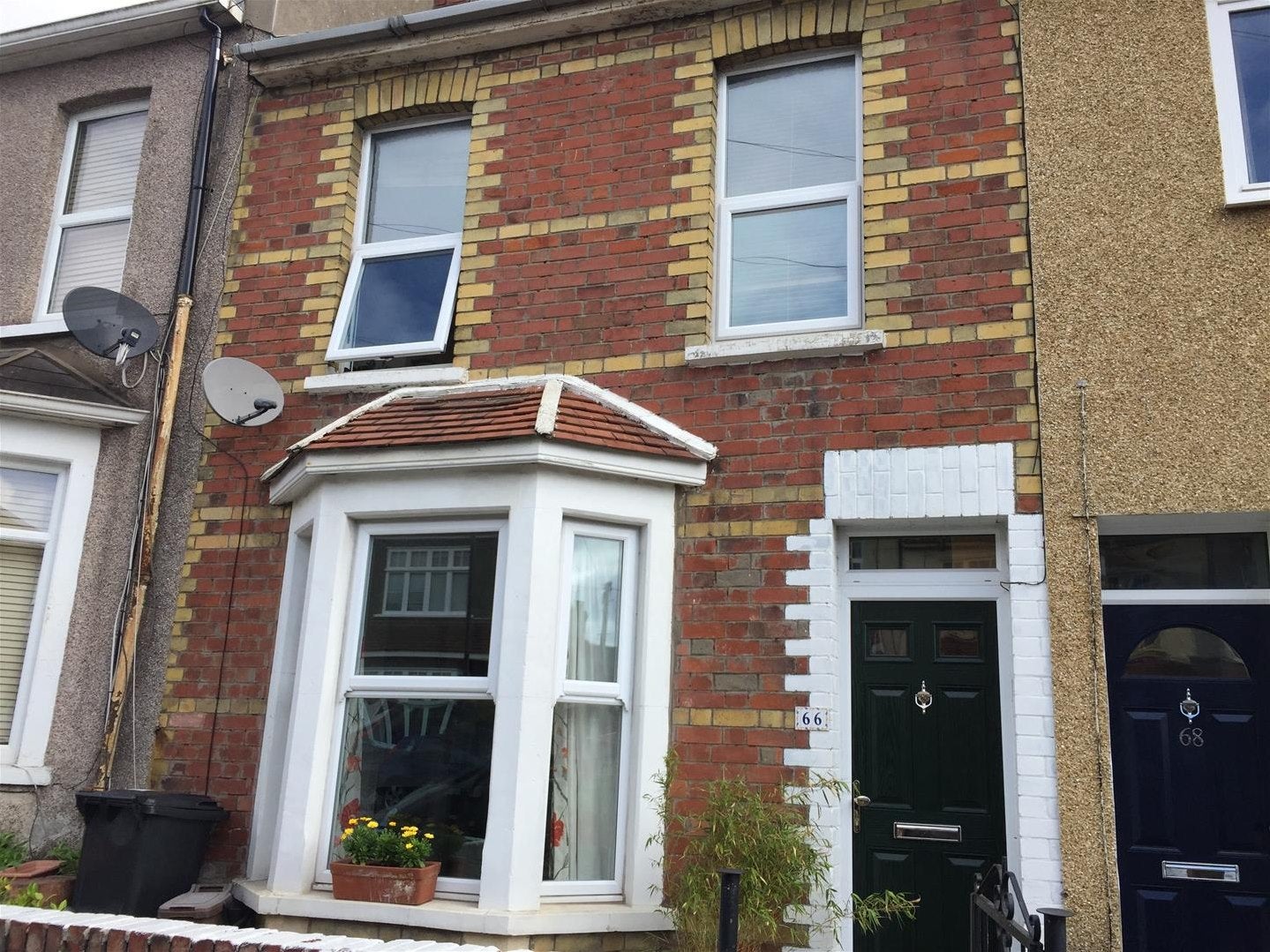 House Springfield Avenue in Bristol