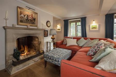 House Hedgeditch Lane in Cotswold District