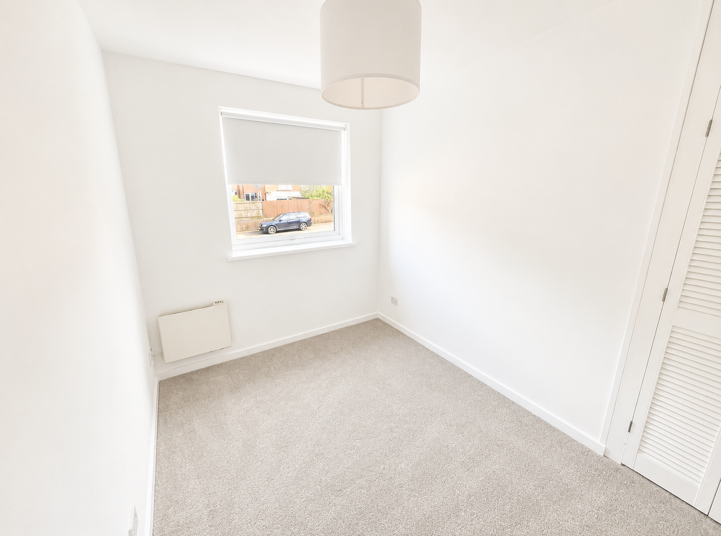 Flat Frensham Way in Birmingham