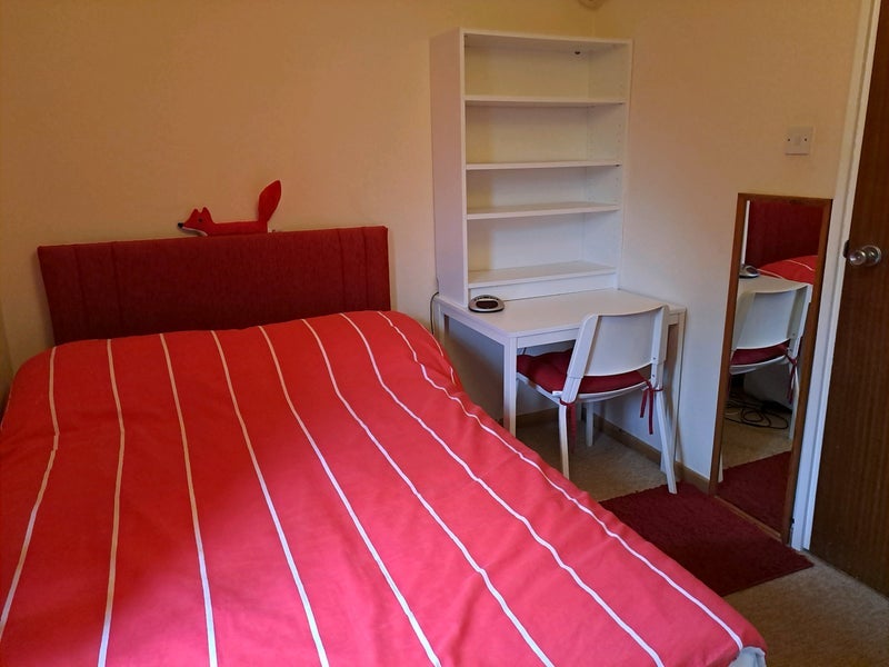 Room Jubilee Close in New Forest