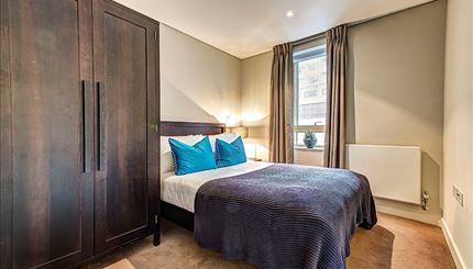 Flat Harbet Road in City of Westminster