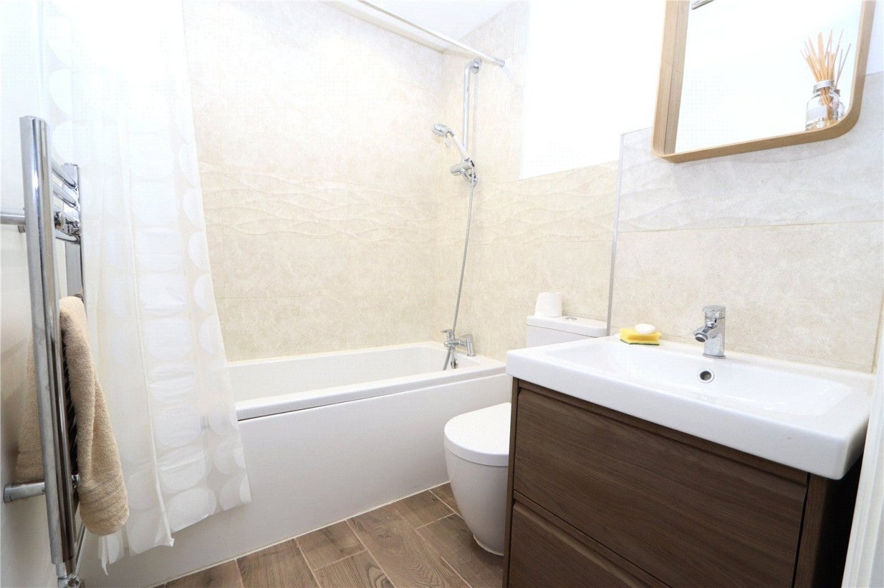 Flat Akerlea Close in Milton Keynes