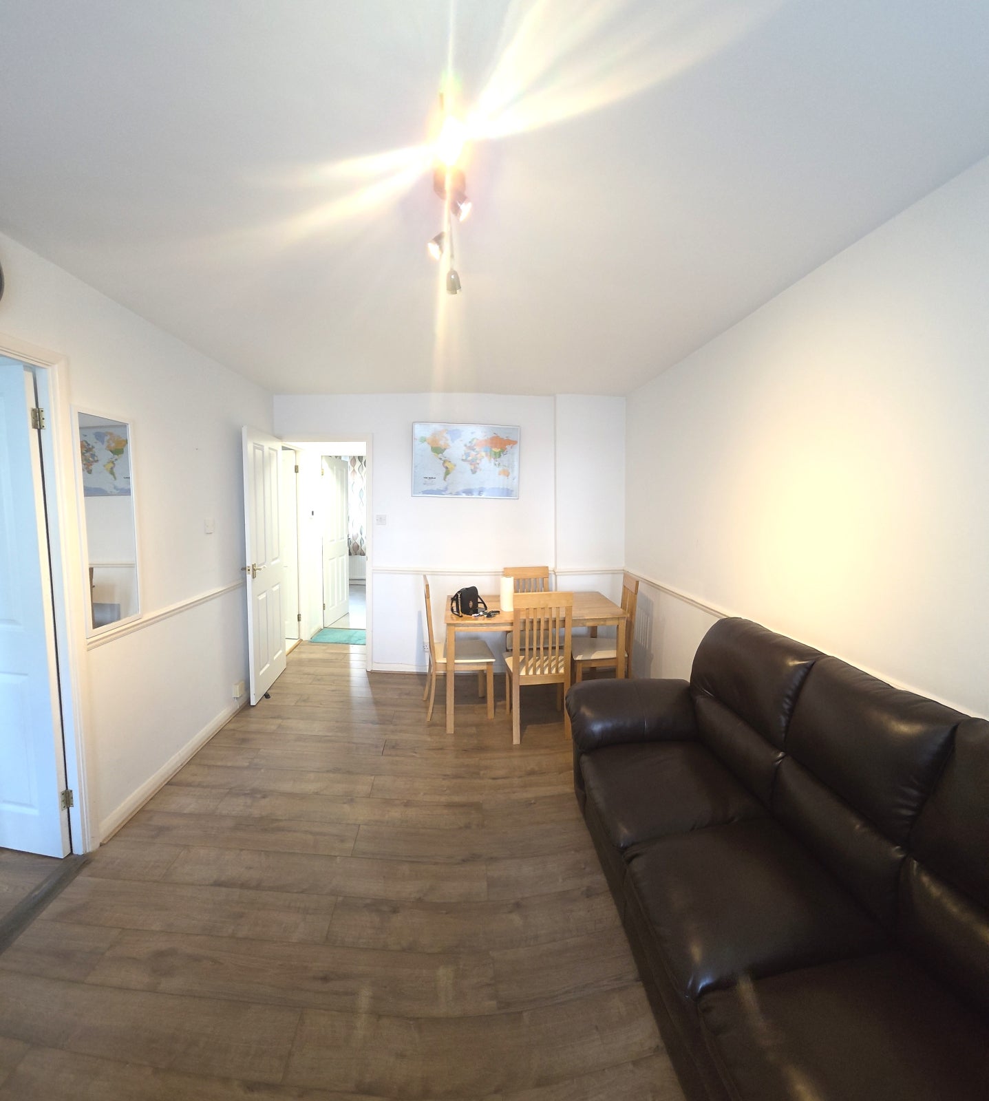 Flat Hexham Road in Greater London