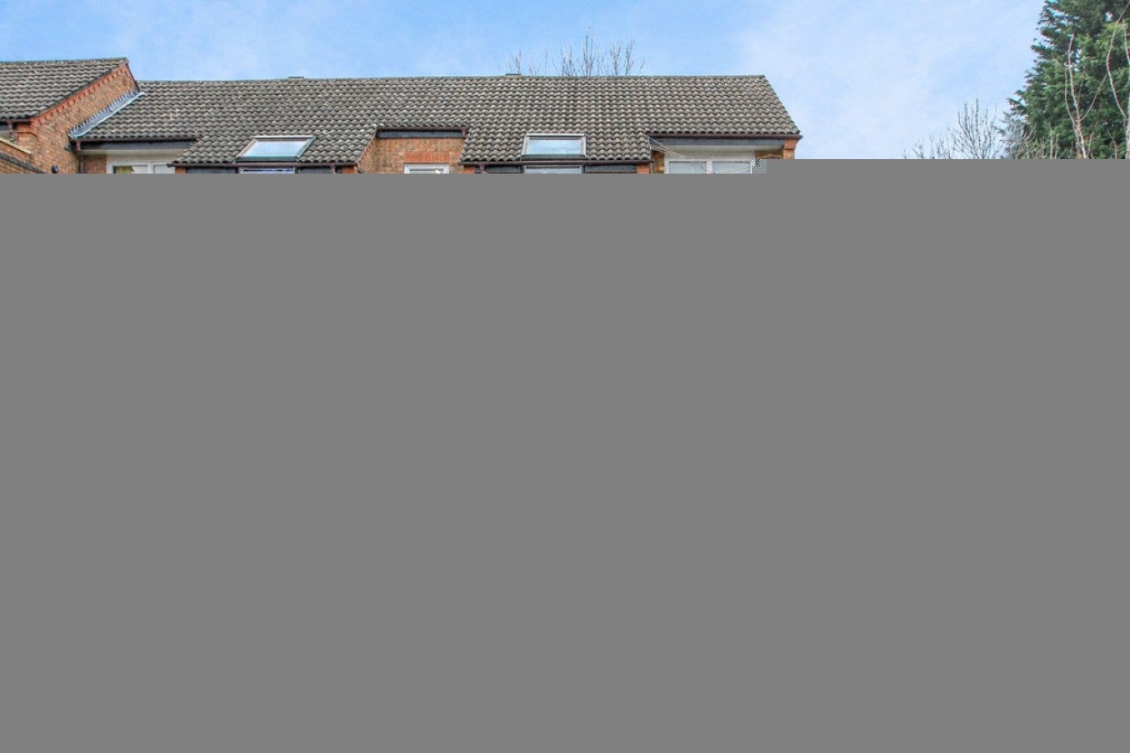 Flat Barrique Road in Nottingham