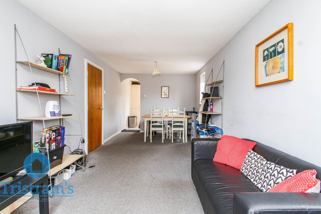 Flat Barrique Road in Nottingham
