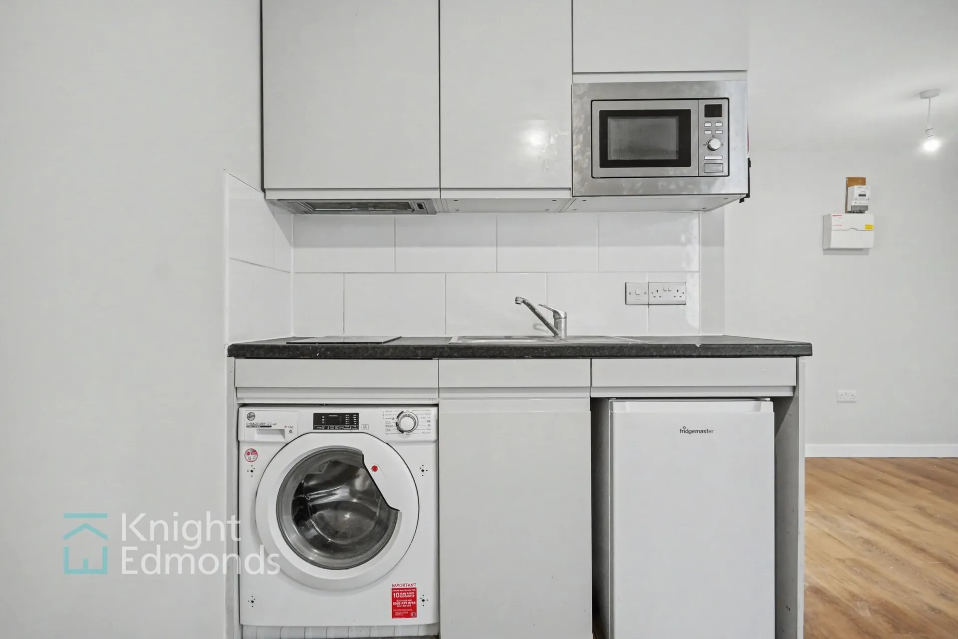 Flat Sittingbourne Road in Maidstone