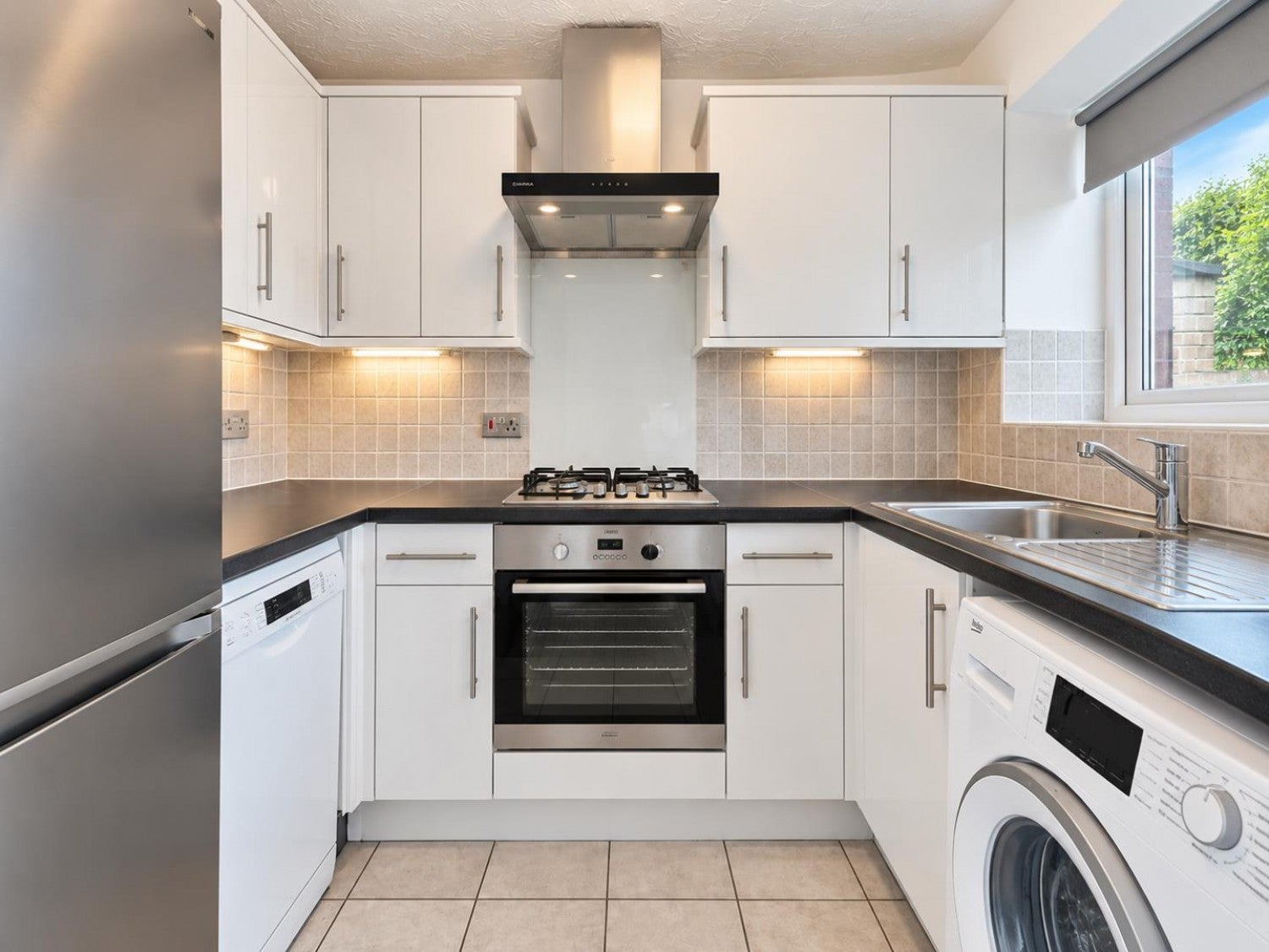 House Sevenoaks Close in Greater London