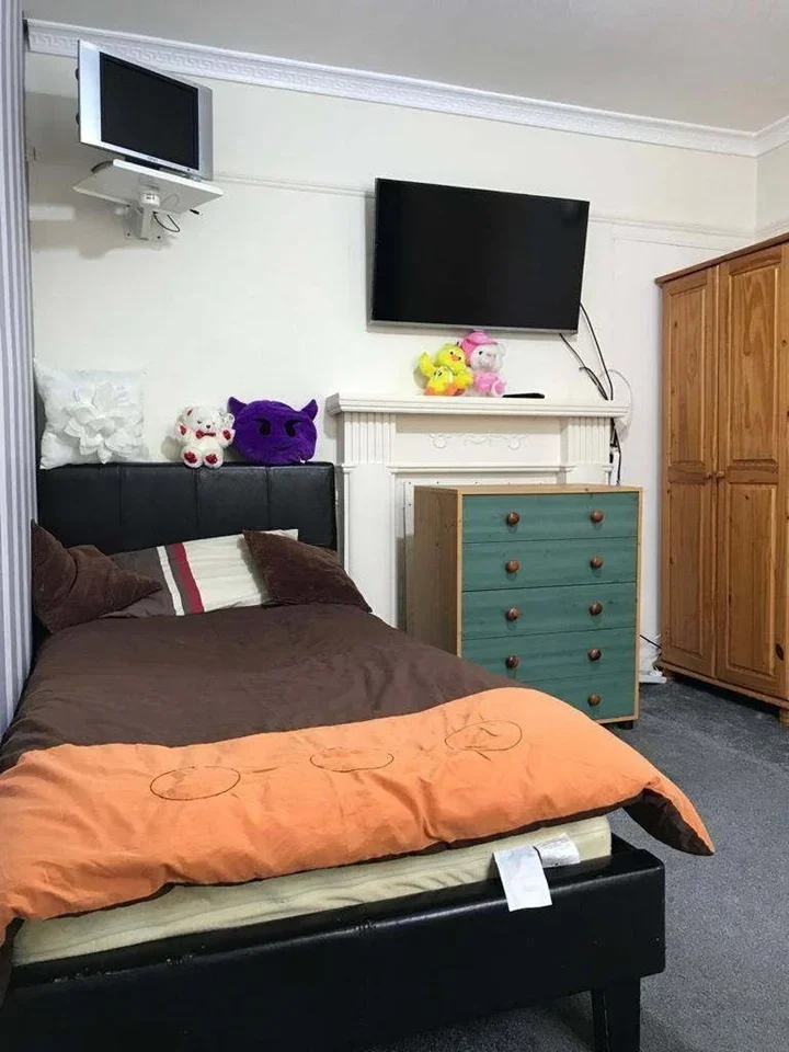 Room Marriott Road in Greater London