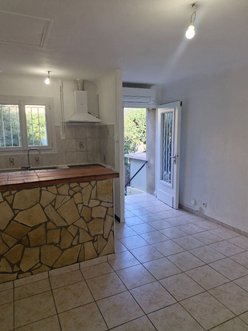 Appartement D 98 à La Londe-les-Maures