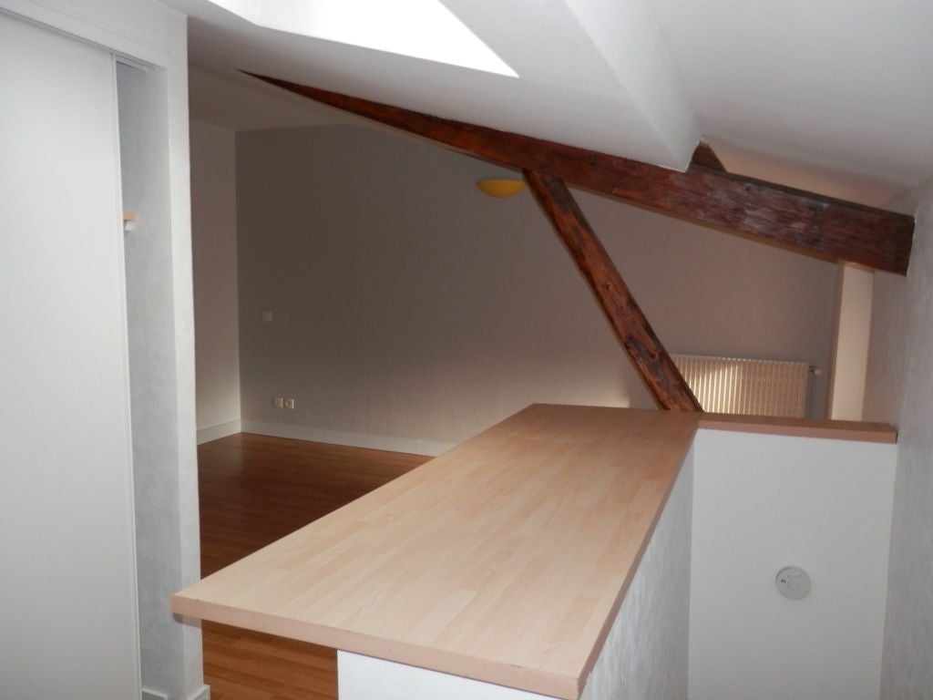 Flat Rue Du Faubourg Du Pont Neuf in Poitiers