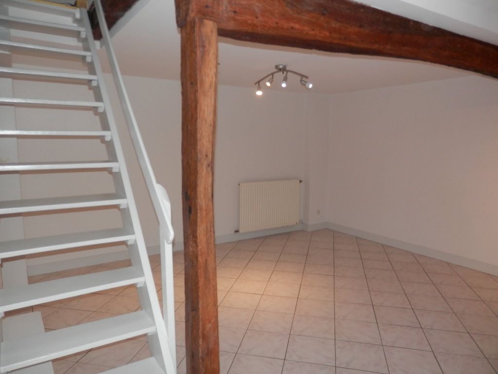 Appartement Rue Du Faubourg Du Pont Neuf à Poitiers