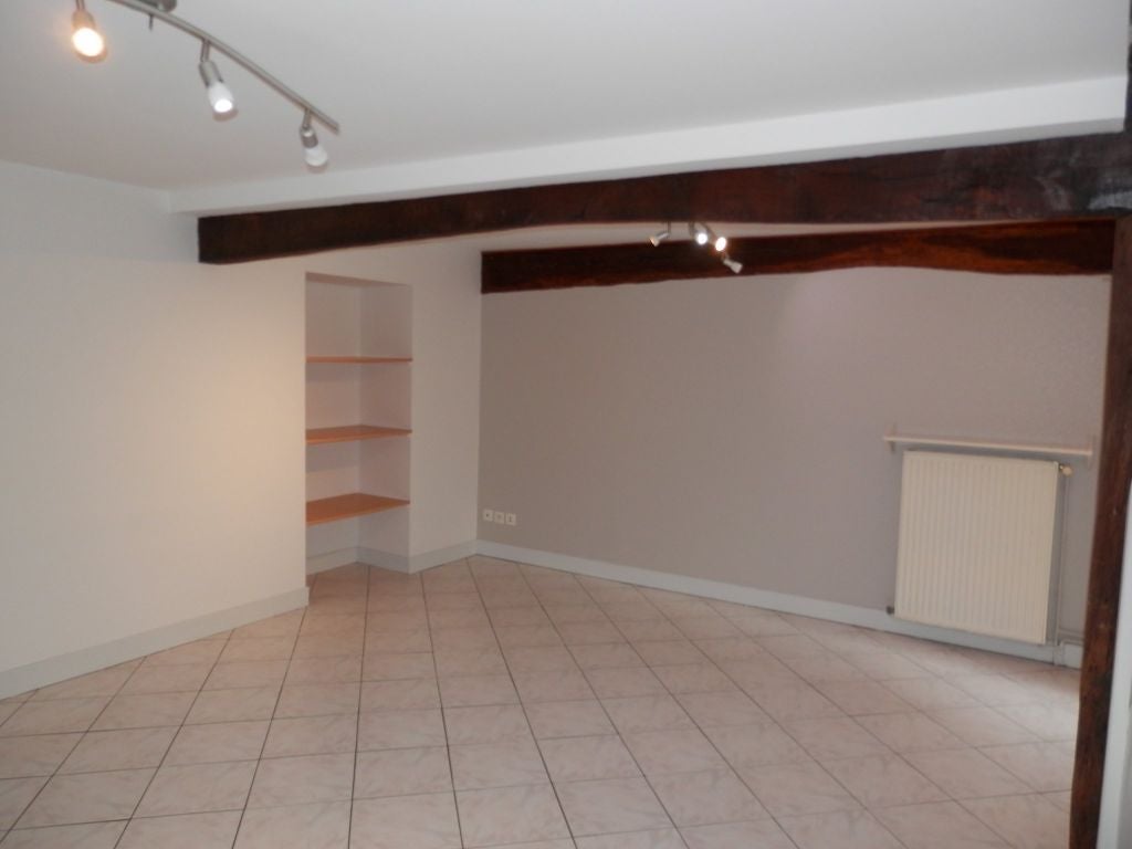 Appartement Rue Du Faubourg Du Pont Neuf à Poitiers
