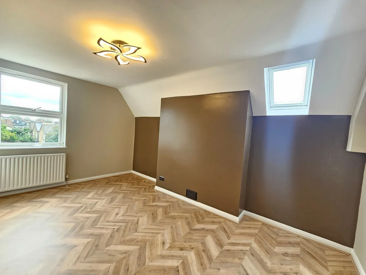 Flat Allfarthing Lane in Greater London