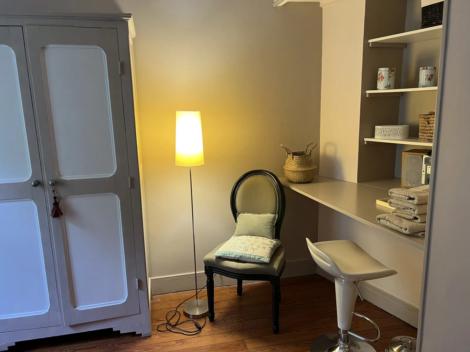 Chambre Rue des Crosnières à Mantes-la-Jolie