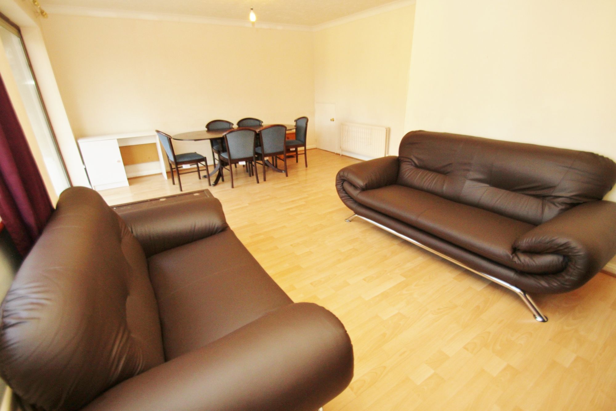 Room Cardigan Road in Bournemouth
