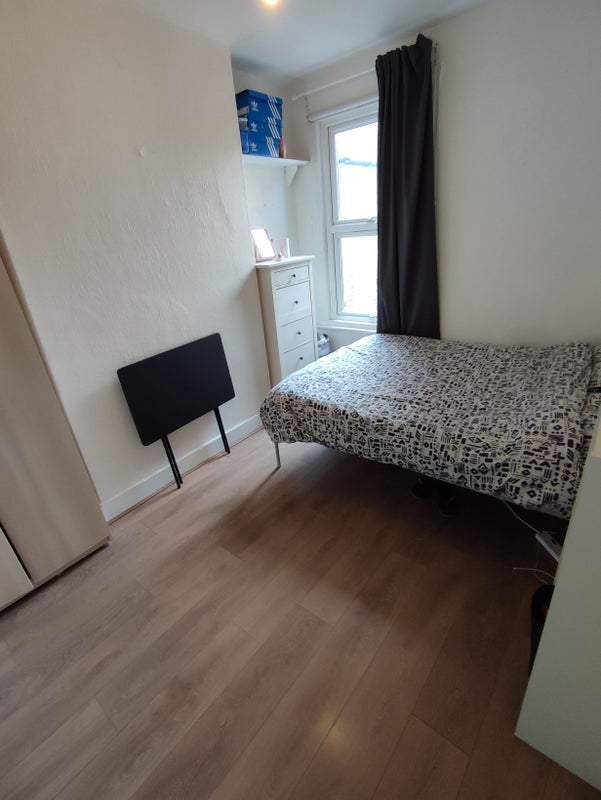 Room Rutland Gardens in Greater London